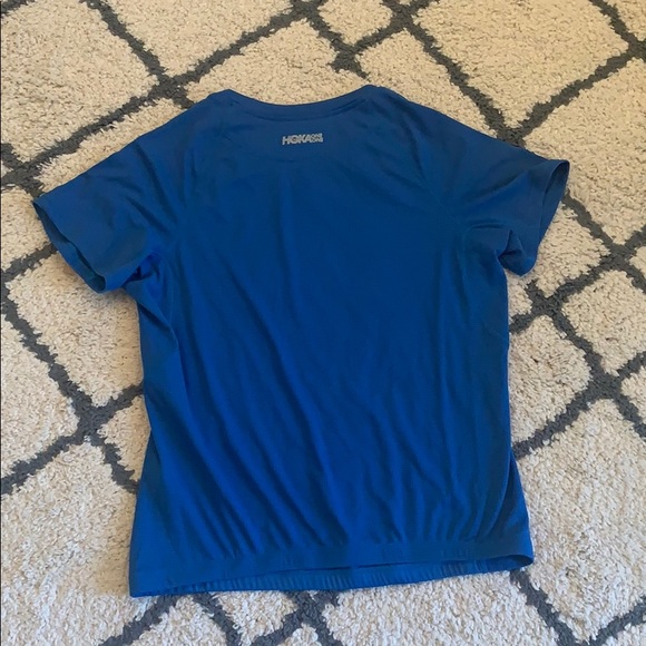 18. Hoka One One performance utility shirt - Picture 9 of 13